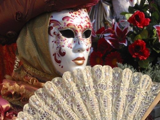 Венецианский карнавал пройдет в Версале