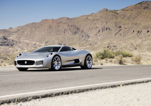 Супер-гибрид Jaguar C-X75 поделится своими технологиями с серийными моделями
