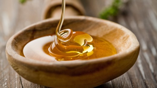 Чем полезен мед в уходе за кожей