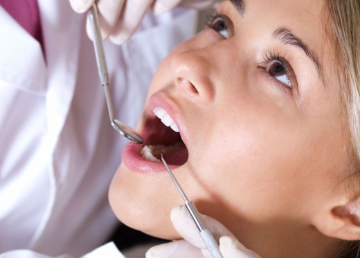 Вас беспокоит воспаление десен, подвижность зубов, кровоточивость десен, запах изо рта?