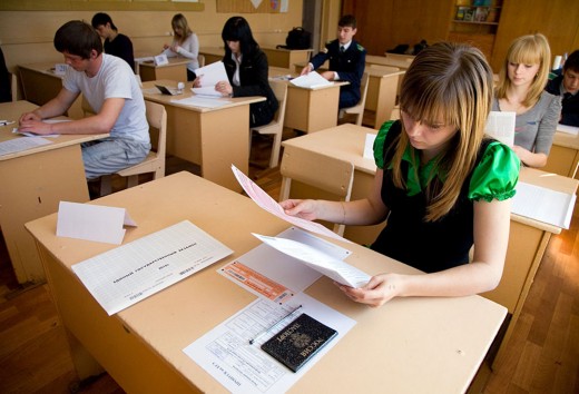 В российских школах проведут новый эксперимент с ЕГЭ