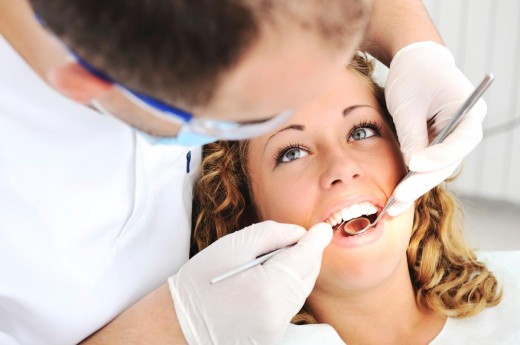 Имплантация зубов – какой клинике довериться?