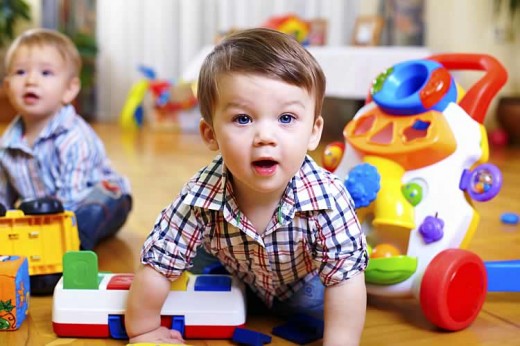 Как подобрать оптимальные игрушки для ребенка?
