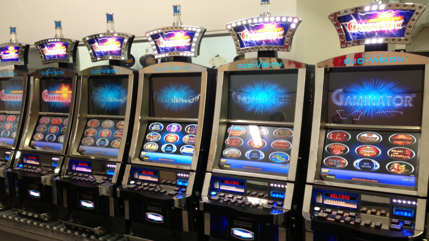 Поиграть в игровые автоматы гейминаторы казино в тбилиси рейтинг
