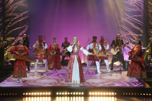 Певица Варвара представила зрителям новый музыкальный спектакль «Лён»