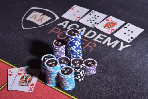 Академия покера обучает мастерству выигрышных стратегий