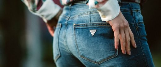 Почему джинсовая одежда всегда популярна