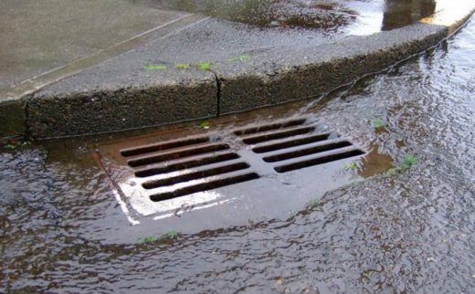 дождеприемник чугунный