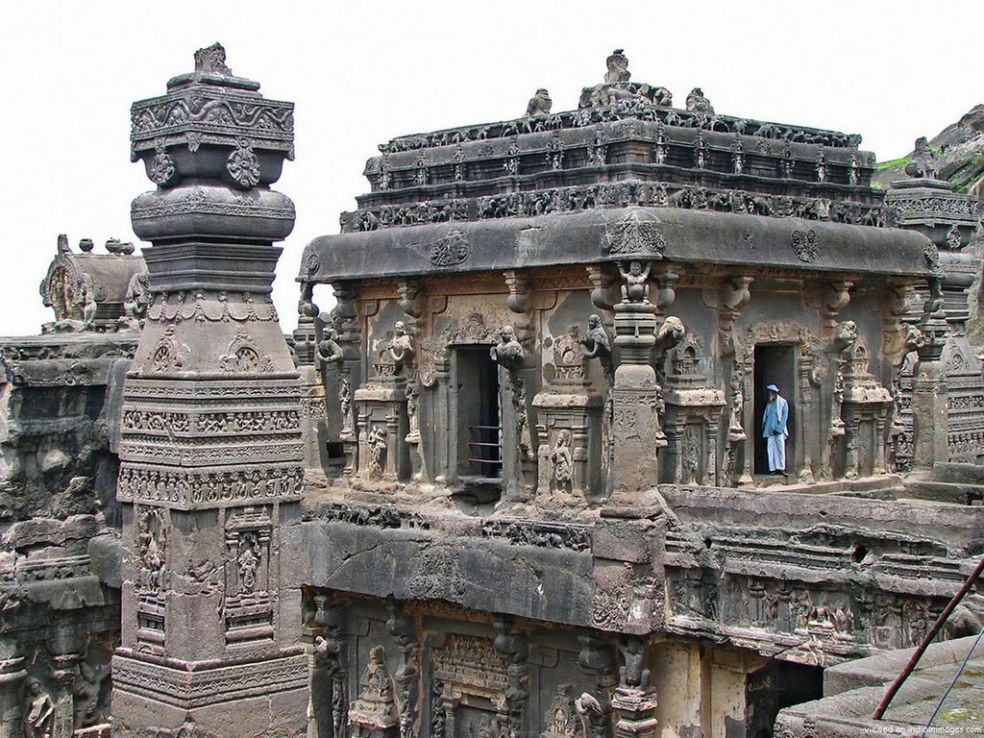 Уникальный храм Кайласанатха