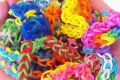 Детский набор для плетения Rainbow Loom, покоривший Америку и Европу