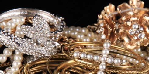 Где наибольший выбор ювелирных украшений?