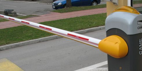 Автоматические шлагбаумы: применение и особенности