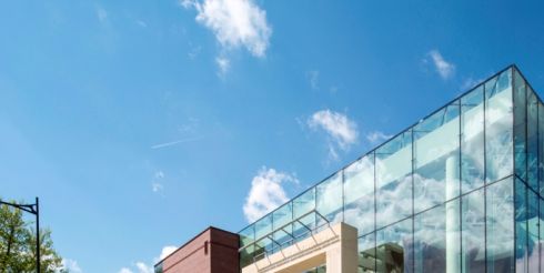 Стекло SunGuard® Neutral – отражение трендов современной архитектуры