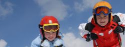Катание на лыжах, как развлечение для детей