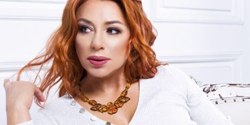 Лицом калининградского ювелирного бренда в 2018 году стала Алена Апина