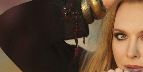 Певица Варвара представляет весеннюю композицию «Разольется река»