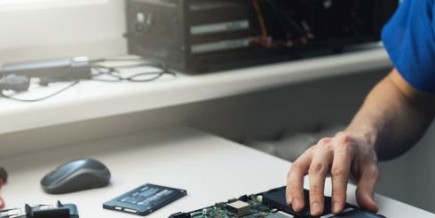 Причины поломок ноутбуков