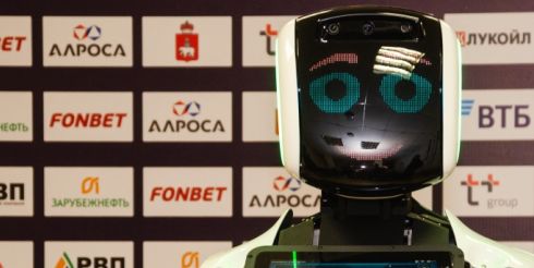 Первый в мире робот-тренер подписал контракт с баскетбольным клубом «Парма»