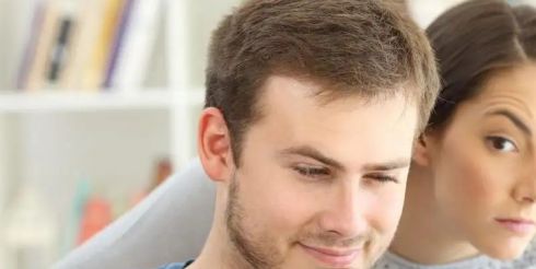 Ревность: Разбираемся в причинах и находим пути к освобождению от этого чувства