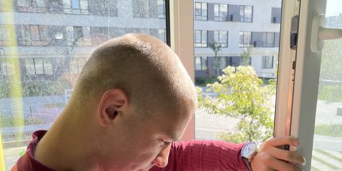 Самостоятельный ремонт пластиковых окон: экономия и эффективность