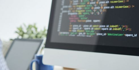 Аутсорсинг vs. самостоятельная разработка: что лучше для бизнеса?
