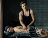 Массаж в фильмах: от эротики до травмы – почему кино врет о прикосновениях