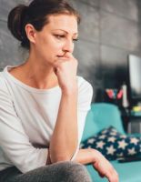 Как стресс влияет на женское здоровье: связь эмоций и цикла