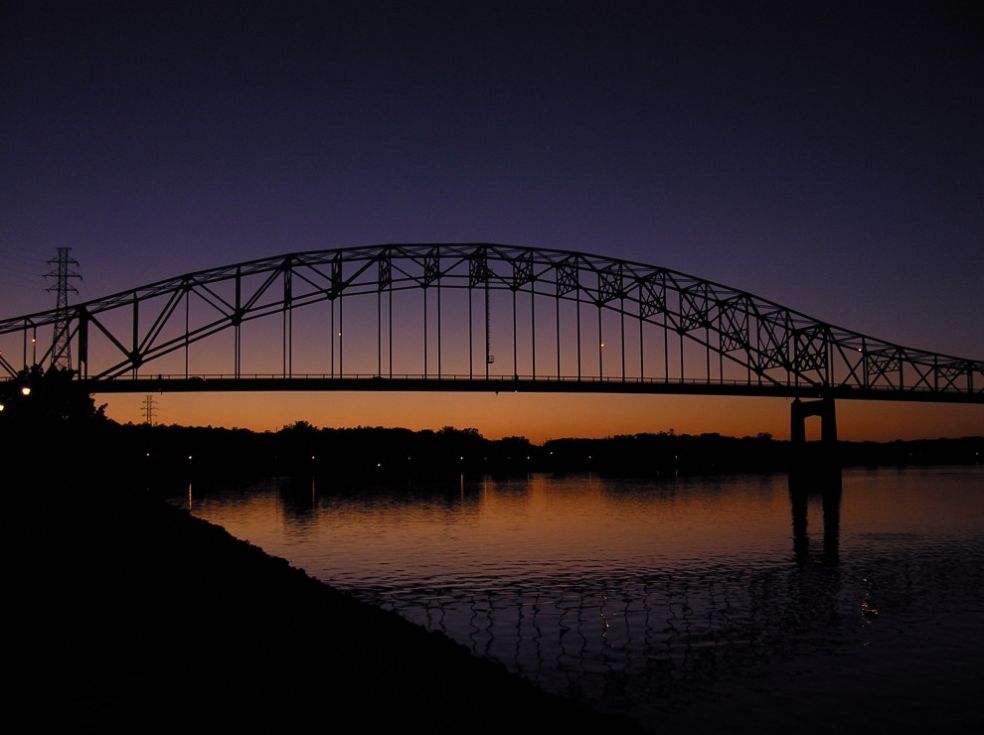 Мост через Миссисипи