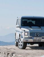 Компания Mercedes-Benz спрятала обновленный G-Class на фотографии GLK