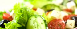 Для здоровья: ешьте салаты с жирным соусом