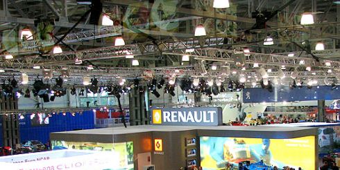 Россияне не экономят на автомобилях