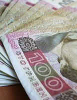 Средняя зарплата выросла до 3110 гривен