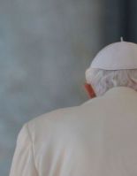 Сегодня мир останется без Папы Римского