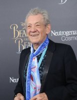 Иэн Маккеллен подтвердил возвращение к роли Гэндальфа в спин-оффе «Охота на Голлума»